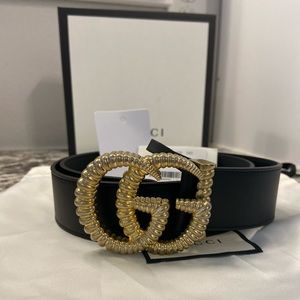 SOLD Gucci Leather belt with torchon Double G